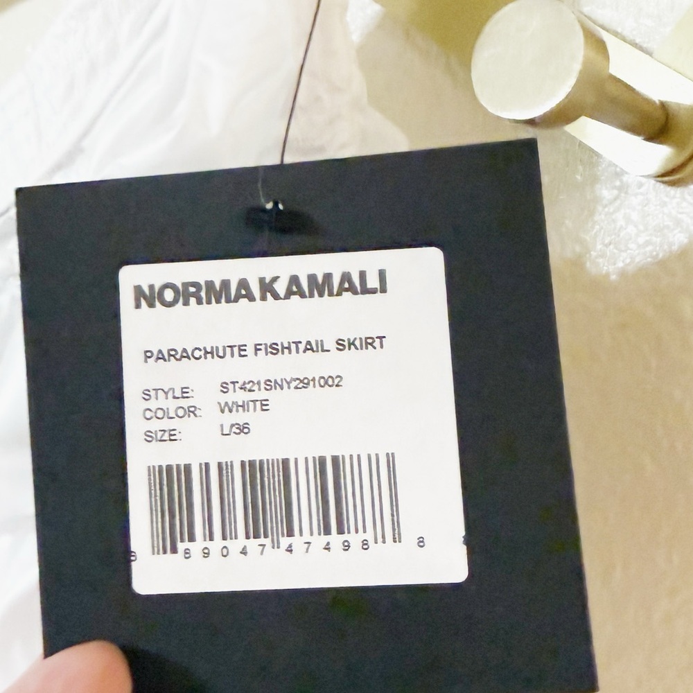 NWT Norma Kamali Parachute Gathered White Fishtail Maxi Train Skirt size large - Picture 6 of 16